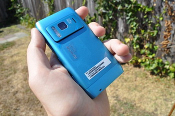 Nokia N8 